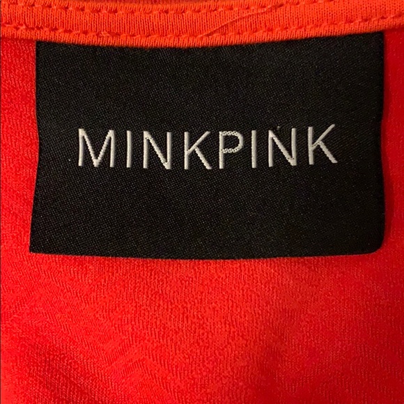 MinkPink Red V-neck fitted skater dress w/ sleeves - Picture 3 of 4